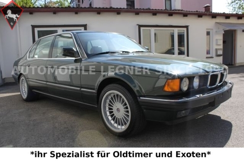 BMW 745 1988