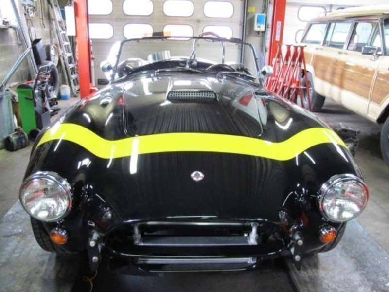 1965 Cobra 289 Is Listed Sold On Classicdigest In 2 Rue Du Parc 78470 Saint Remy Les Chevreuse France By Auto Dealer For 165000 Classicdigest Com