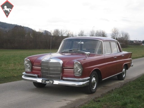 Mercedes-Benz 220SE w111 Fintail 1964
