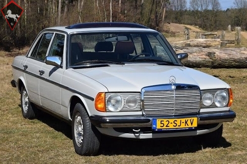 Mercedes-Benz 300D w123 1982