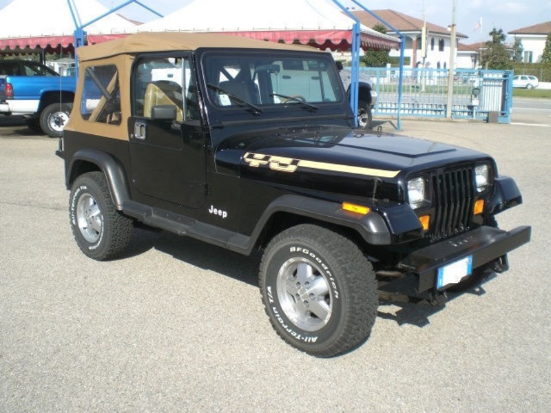 1988 Jeep Wrangler is listed For sale on ClassicDigest in Strada Statale  Vercelli 53 13030 Caresanablot (Vc), Italy by Toy store . (2 Ratings)  for €19999. 