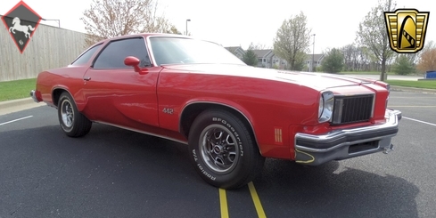 Oldsmobile Cutlass 1975
