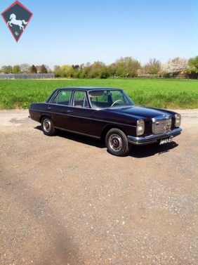 Mercedes-Benz 250 w114 1968