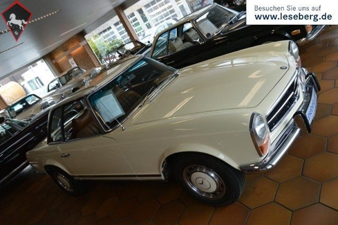 Mercedes-Benz 280SL w113 1971