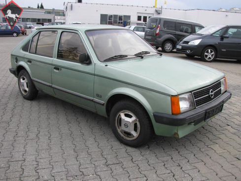 Opel kadett 1984