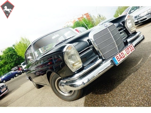 Mercedes-Benz 220S w111 Fintail 1965