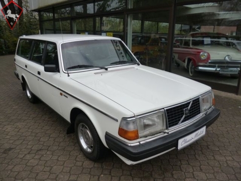 Volvo 245 1983