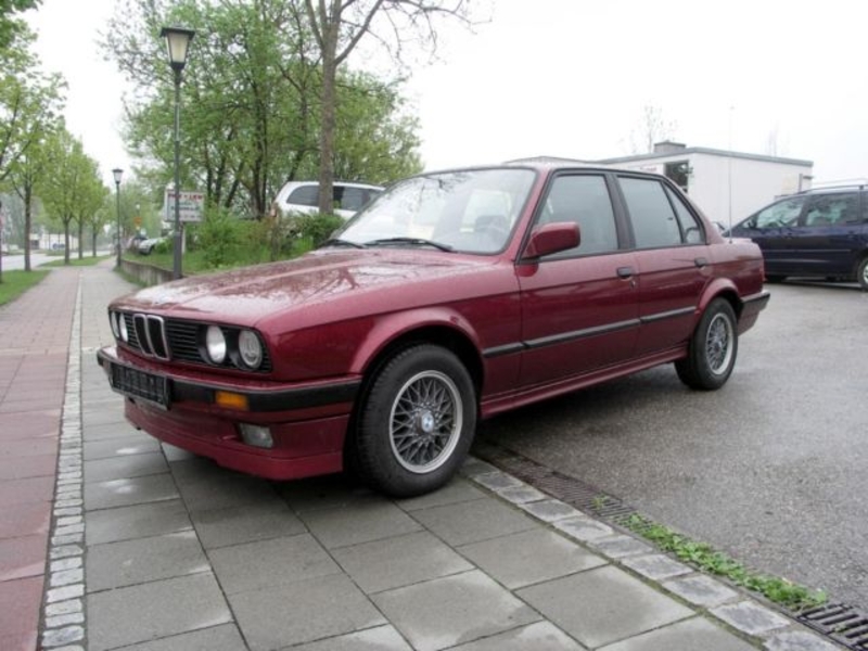 1990 bmw 320