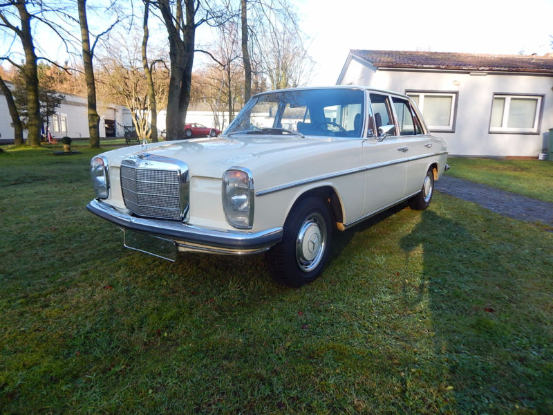 1971 Mercedes-Benz 200 w115 is listed Sold on ClassicDigest in ...