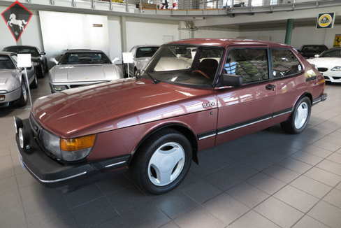 Saab 900 1983