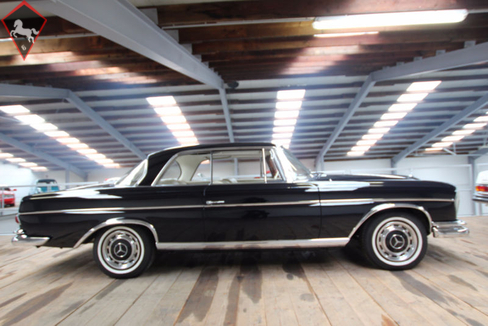 Mercedes-Benz 300SE Coupé  w112 1966