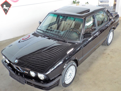 BMW M5 1987