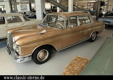 Mercedes-Benz 300SE/SEL w112 Fintail 1964