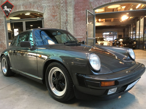 Porsche 911 1989