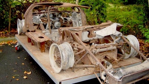 Burnt down Ford GT 40