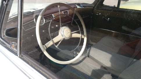 Mercedes Benz 180 Ponton neglected 