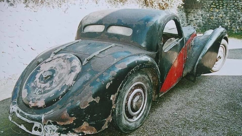 More odd photos of Dovas Barn Find Collection Evacuated