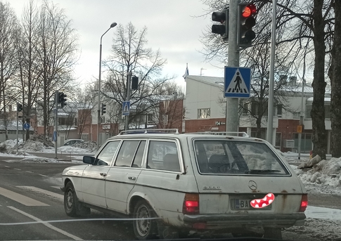 200T S123