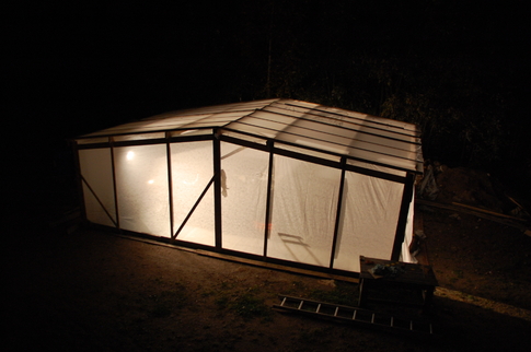 Glowing Spray Booth with Compton Coupe inside