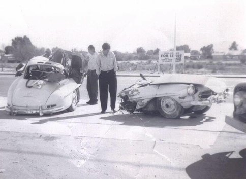 Mercedes 300SL Gullwing crashed into two pieces 