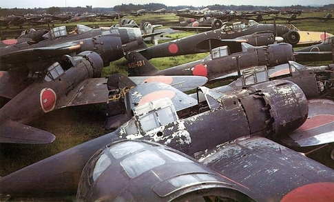 Flock of Mitsubishi A6M Rei-sen Zero