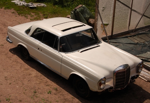 Mercedes Benz 250SE w111 Coupe Barnfind 