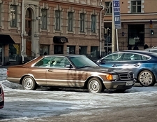 Mercedes Benz 500 sec brown metallic