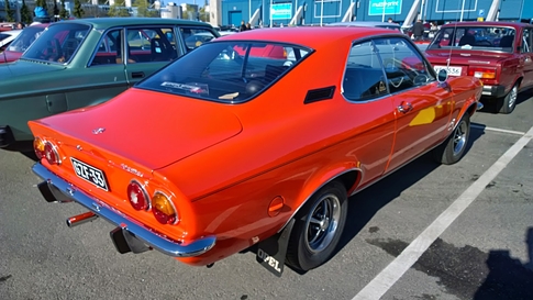 Hundreds of classic cars and bikes in Lahti